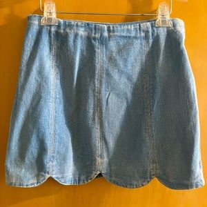 Very J scalloped denim mini skirt.
